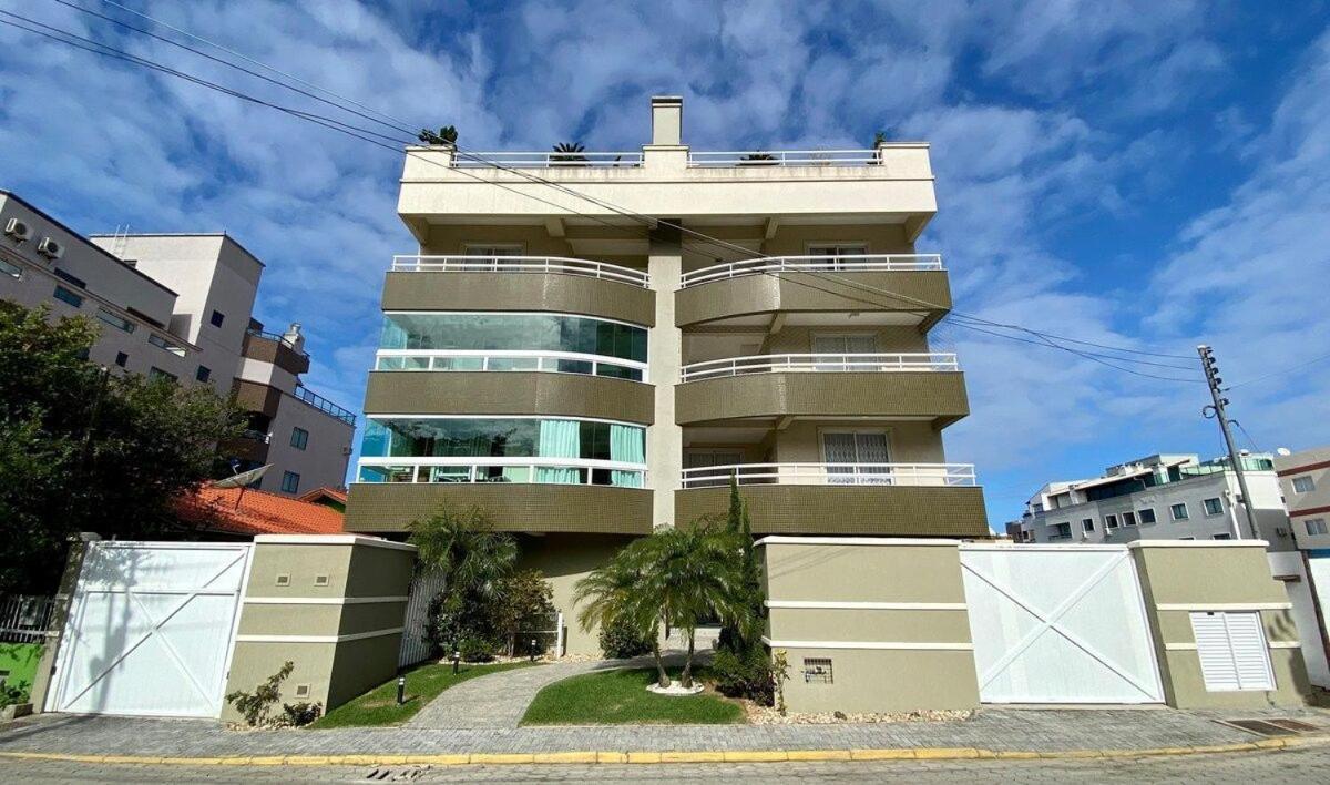 Garden Ville - Confortavel Apartamento Na Praia De Bombas Com Otima Localizacao Bombinhas Exterior photo